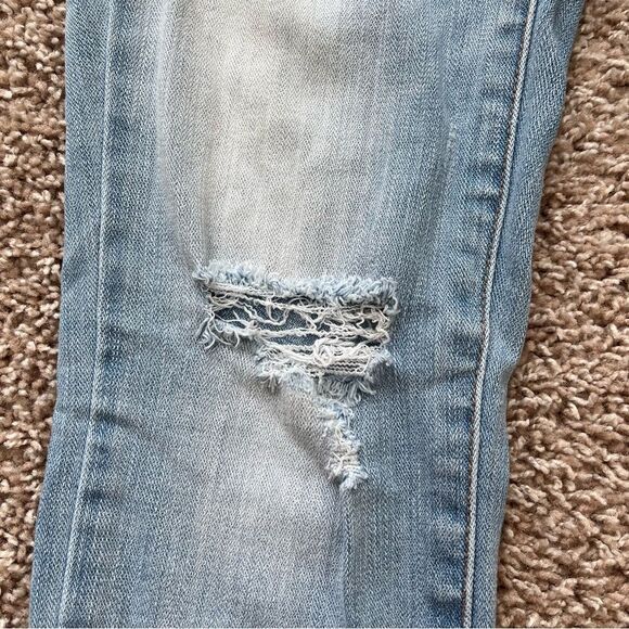 American Eagle Distressed Jegging Jeans - Picture 2 of 15